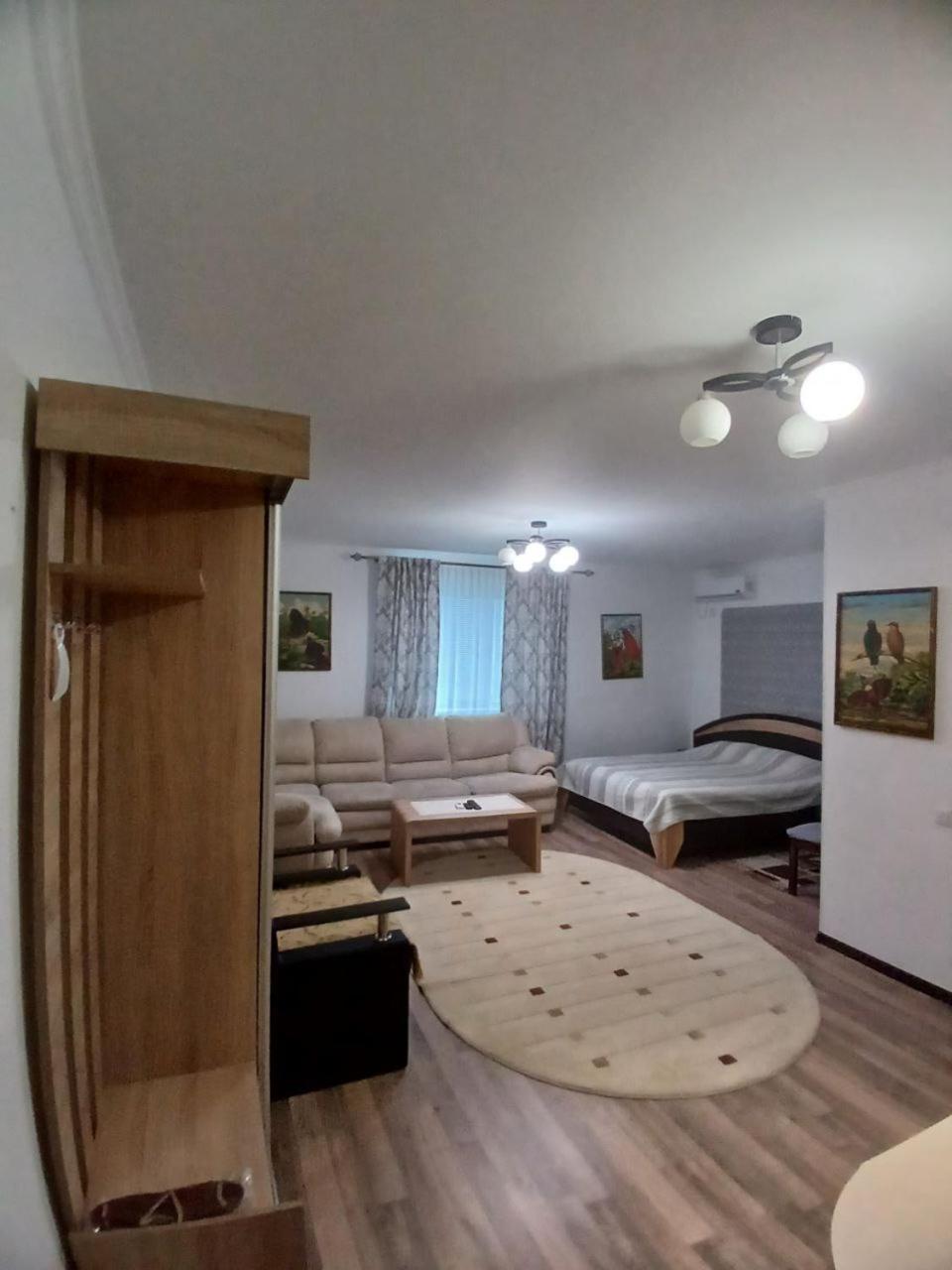 Parusa Maklaia Baturyn Dış mekan fotoğraf